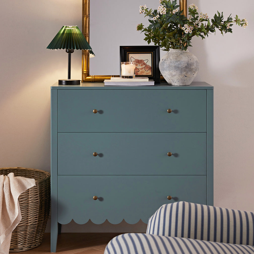 Henley Scalloped Edge 3 Drawer Dresser, Blue Spruce