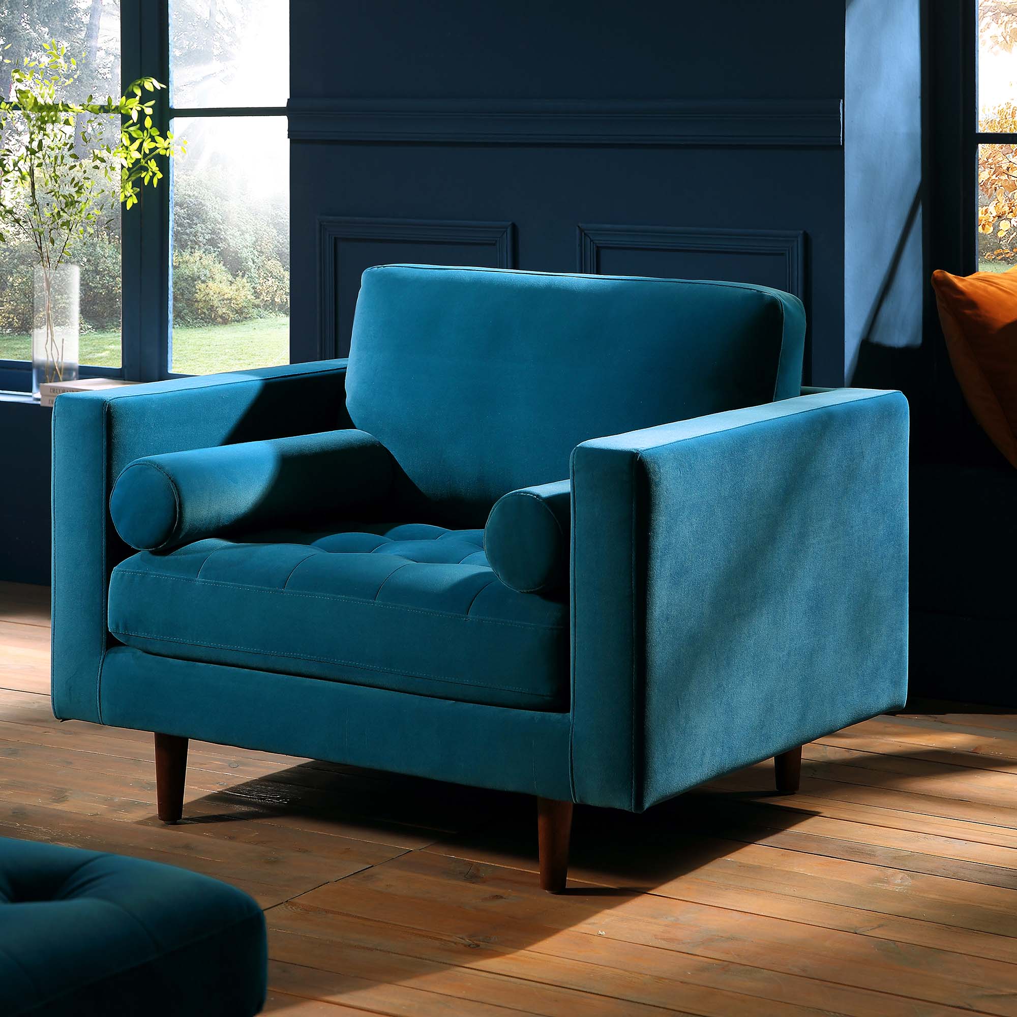 Henrietta Armchair, Teal Velvet | daals.com Henrietta Armchair, Teal Velvet | daals.com