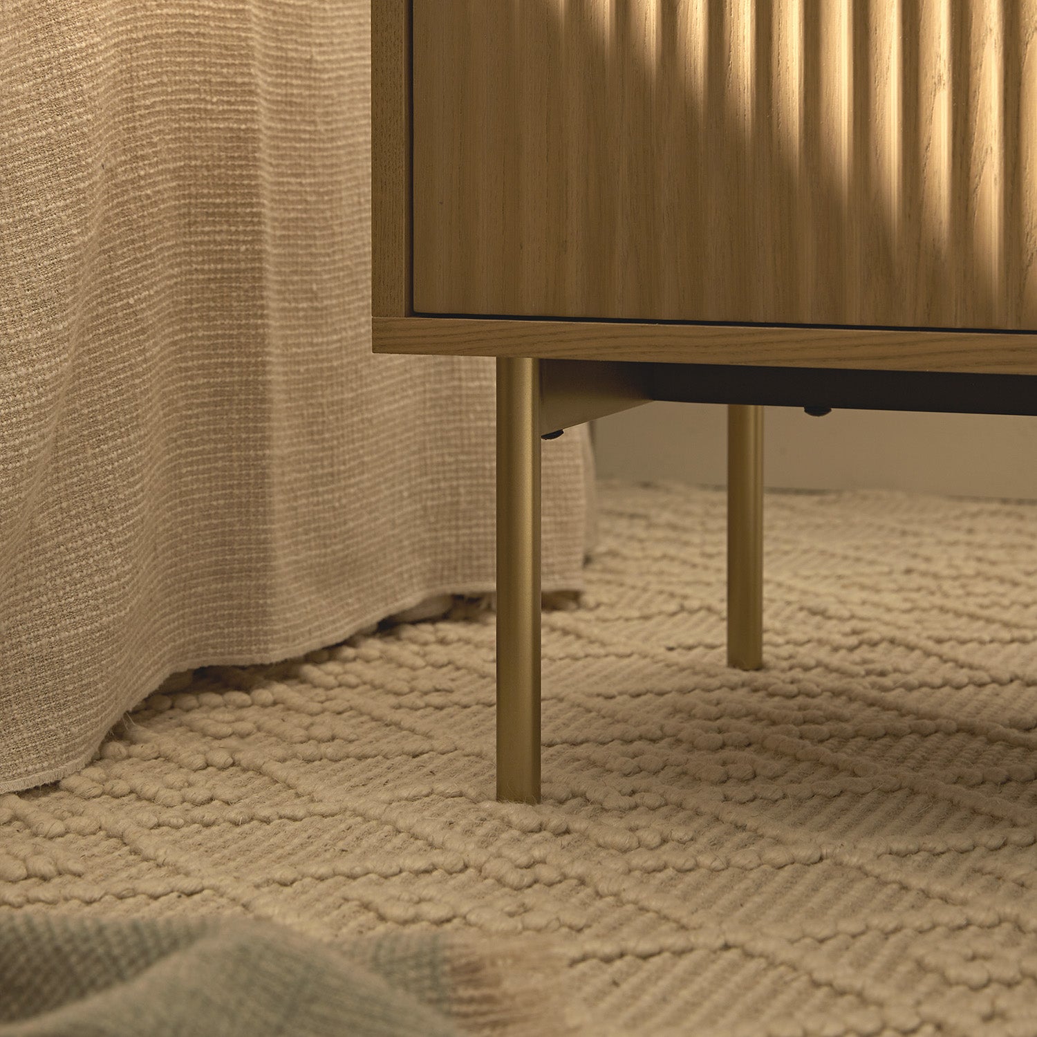 Richmond Ridged 2 Drawer Nightstand, Light Ash