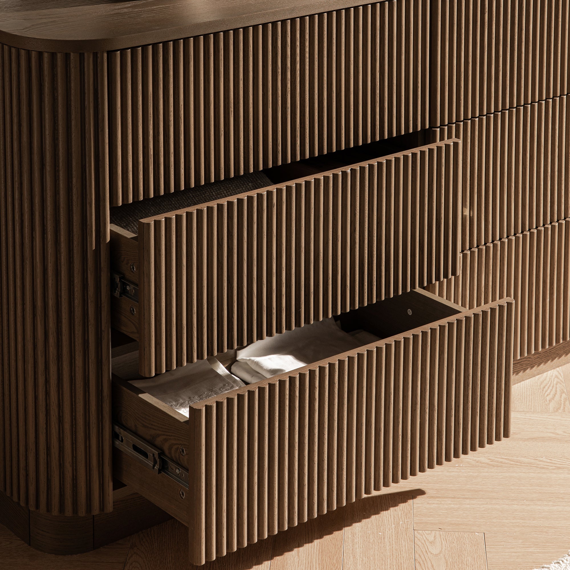 Maru 6 Drawer Dresser, Silver Oak