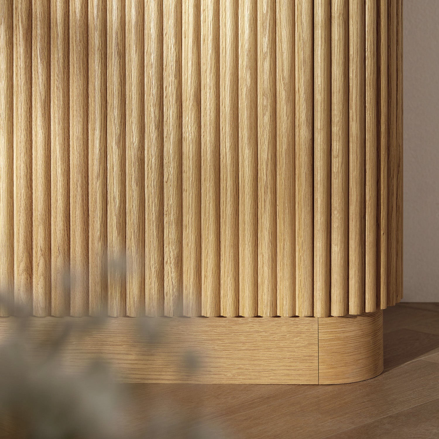 Maru Large 2-Door Sideboard with Drawers, Oak