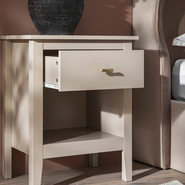 Oakham 1-Drawer Nightstand, Shaded White