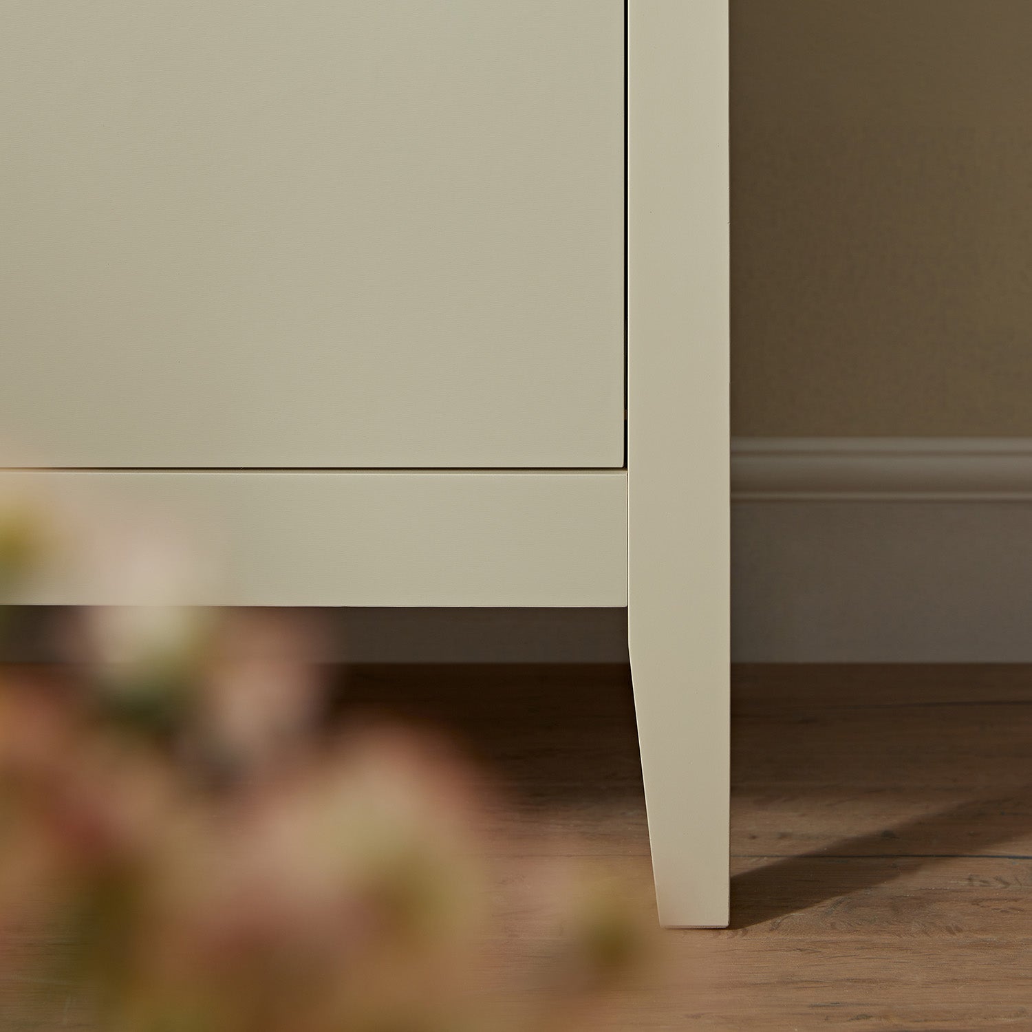 Oakham 6-Drawer Dresser, Shaded White