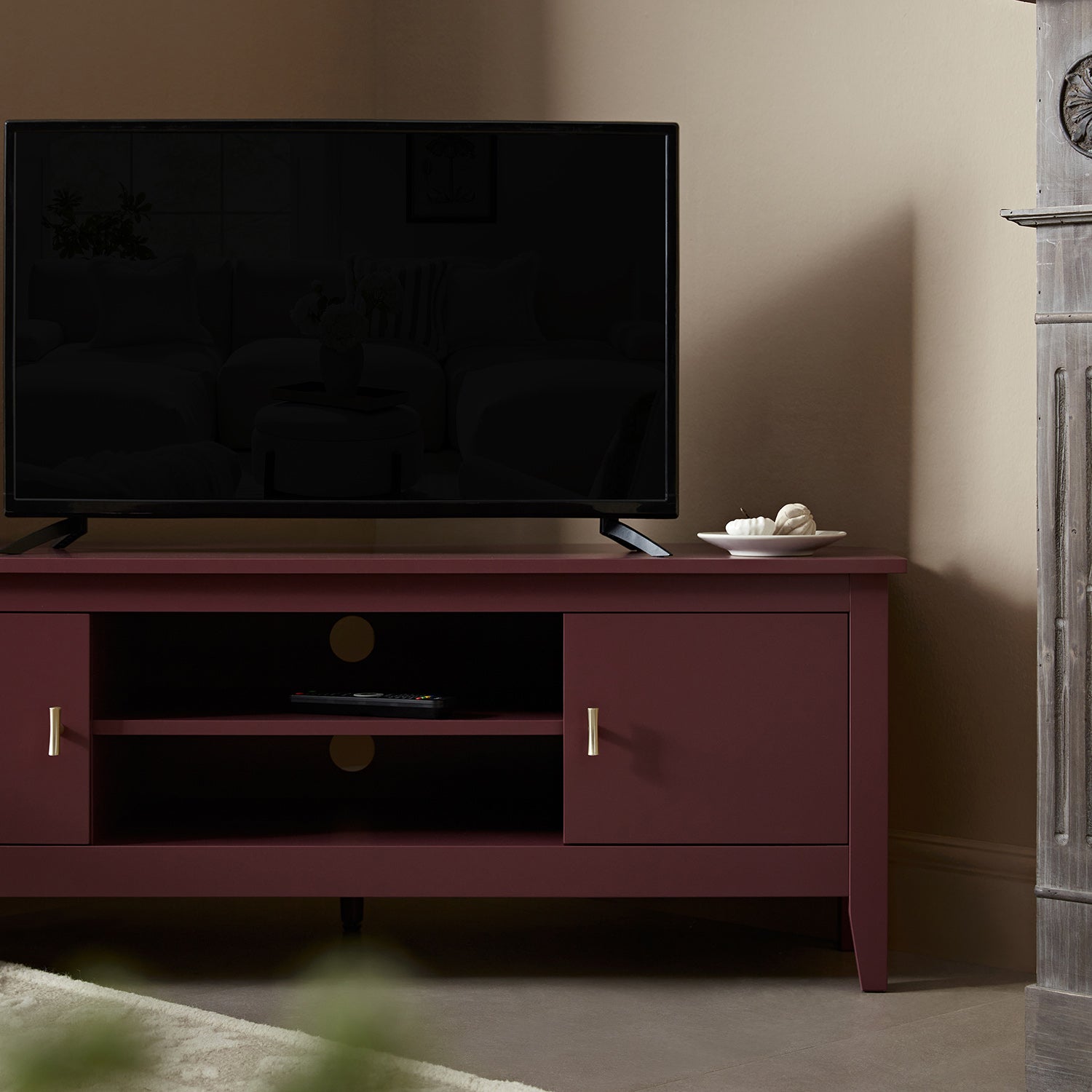 Oakham 47" Wide Corner Media Unit, Wild Cherry