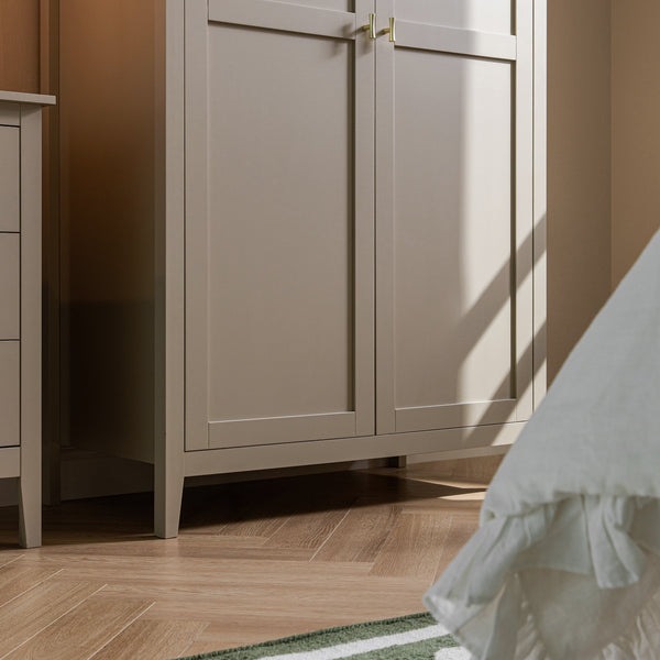 Oakham Double Closet, Deep Greige