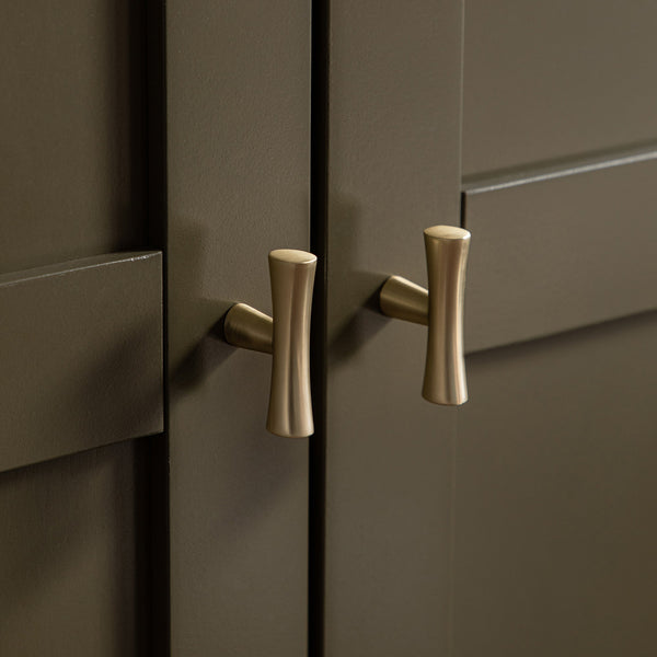Oakham Double Closet, Olive Grove