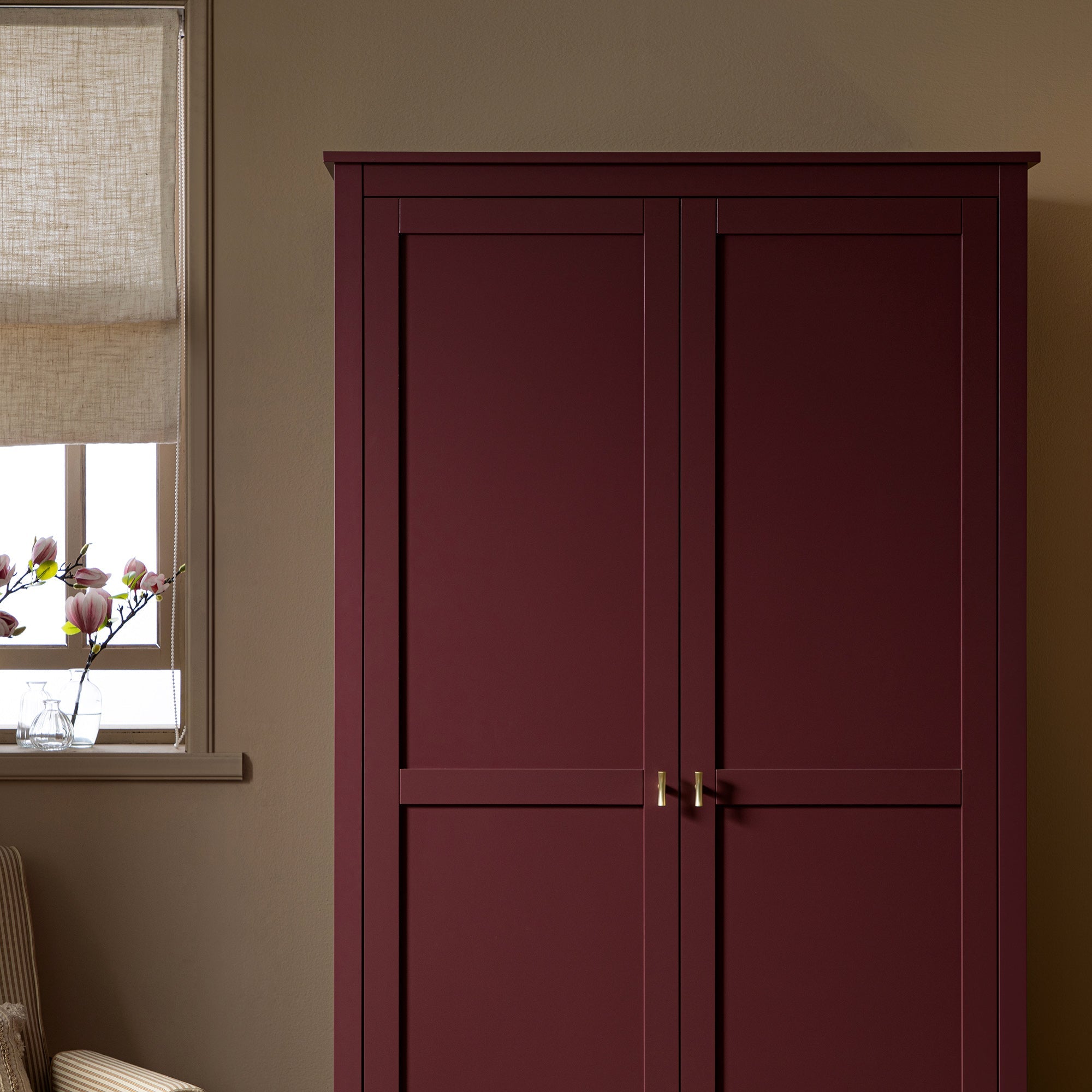 Oakham Double Closet, Wild Cherry