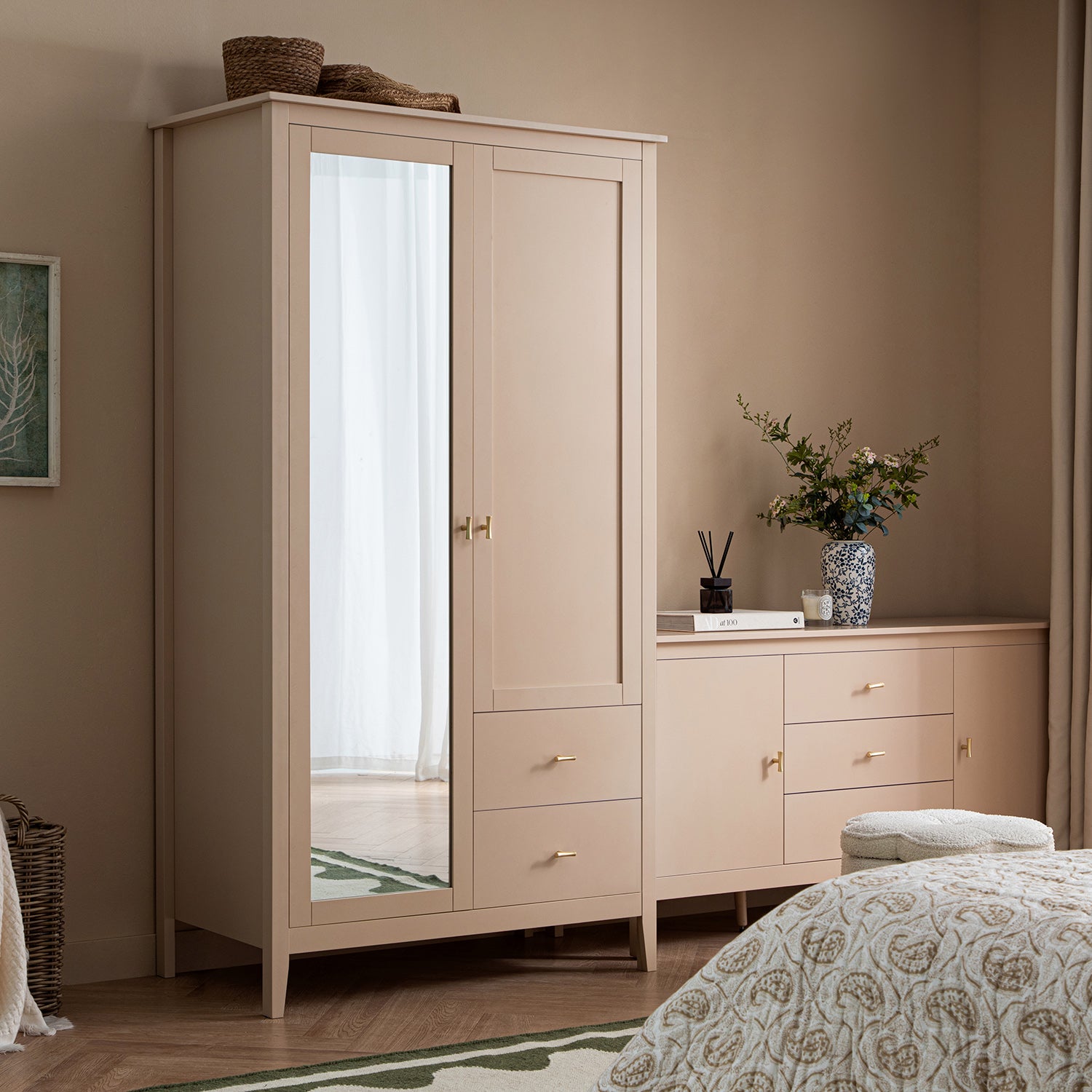 Oakham Mirrored Double Closet, Nude Pink