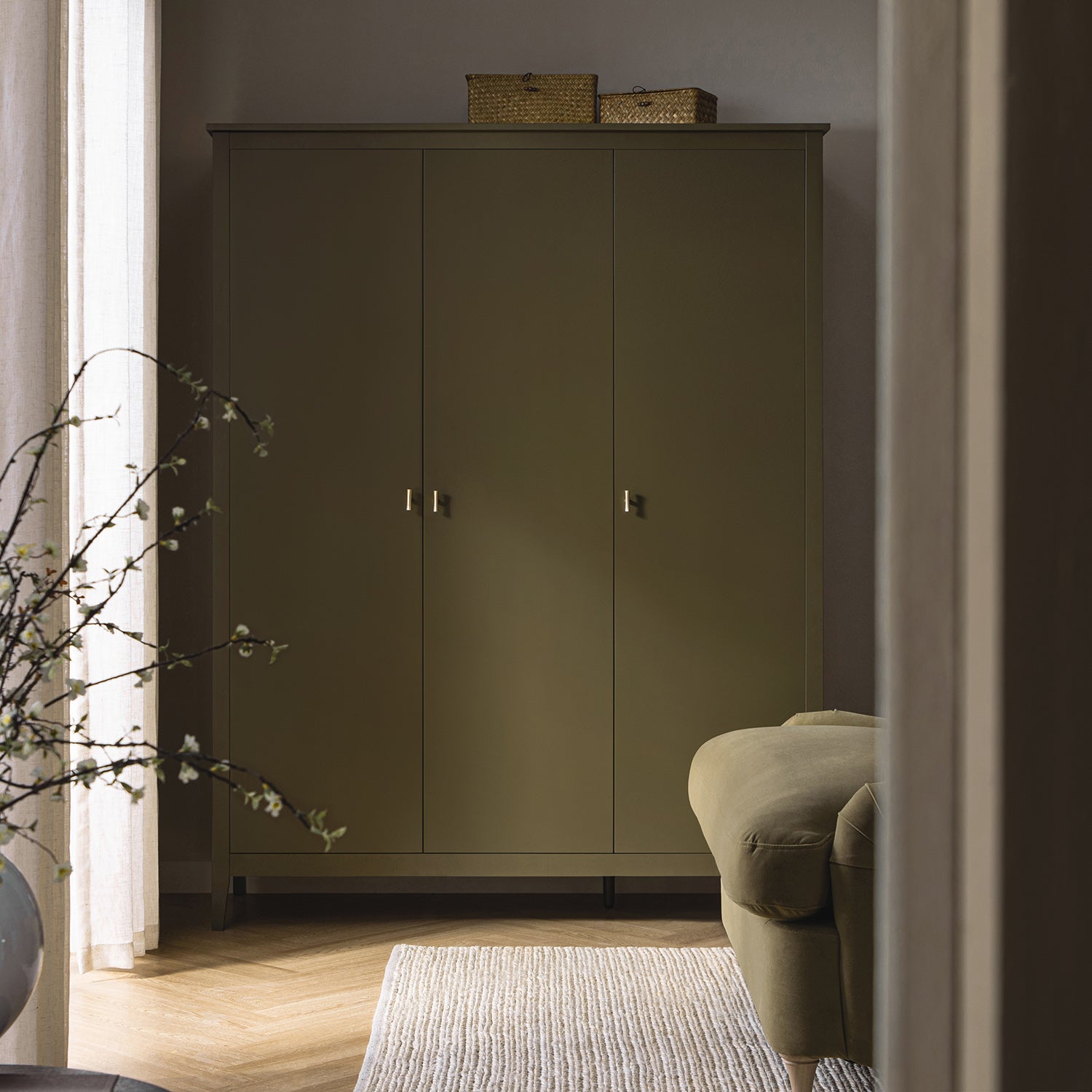 Oakham Triple Closet, Olive Grove