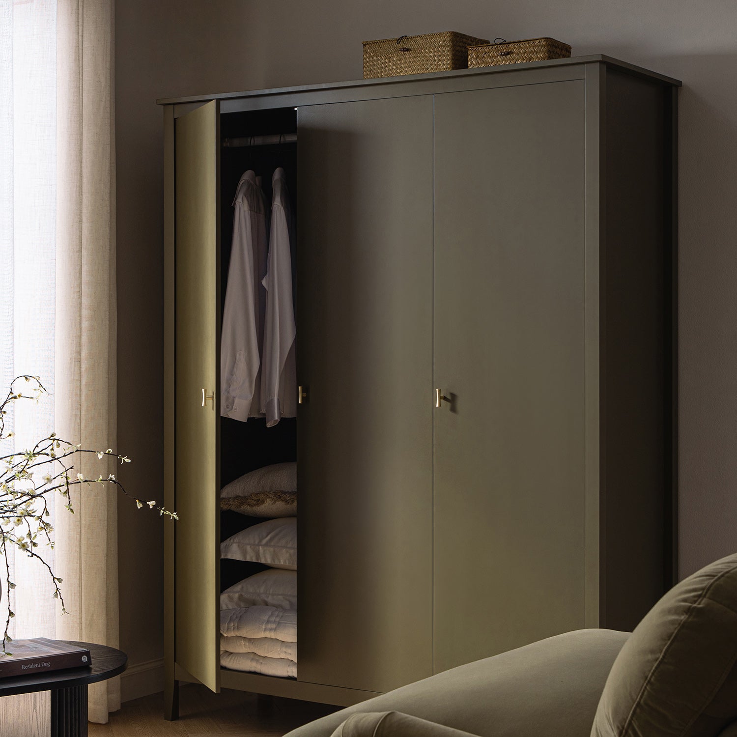 Oakham Triple Closet, Olive Grove