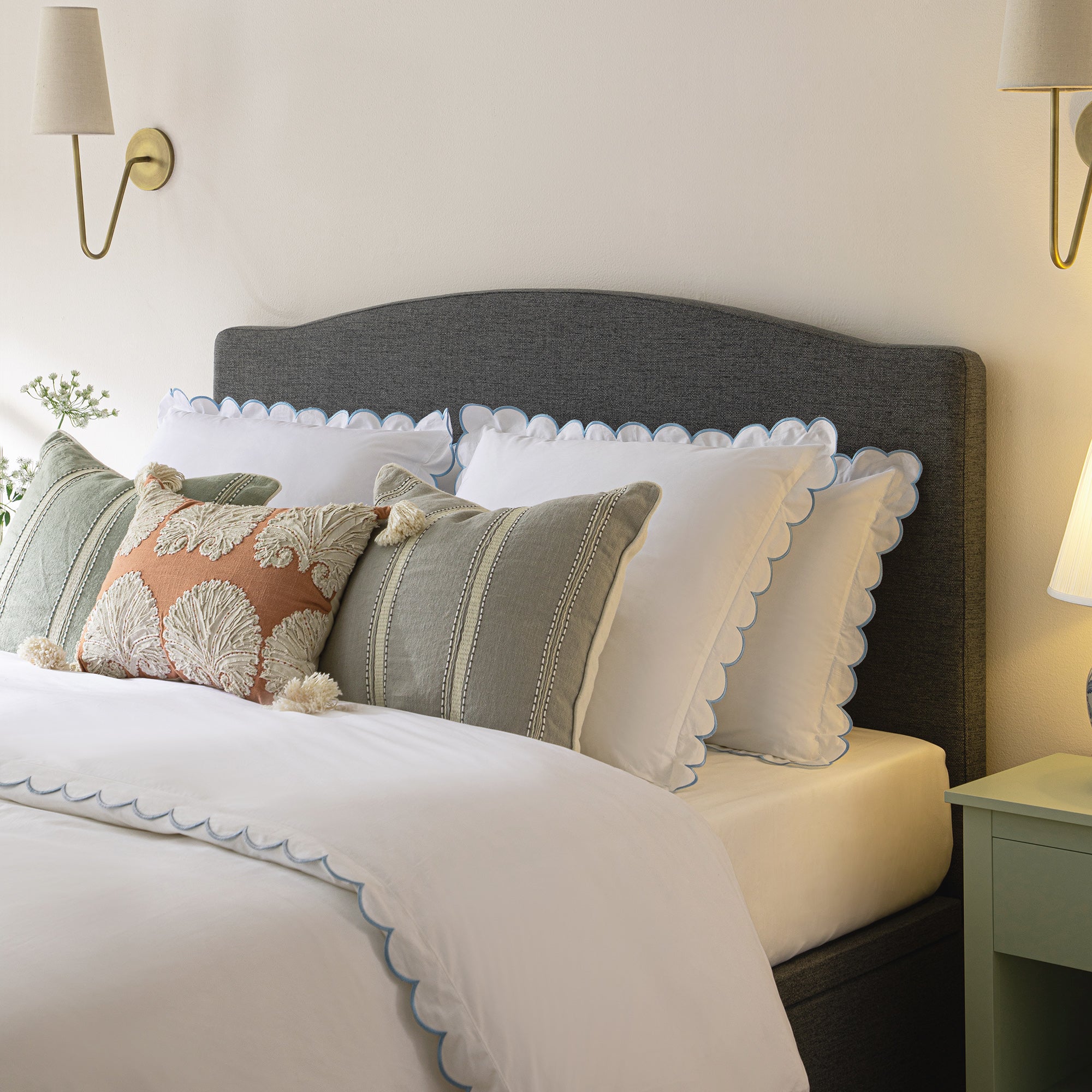 Chilworth Upholstered Ottoman Storage Bed, Dark Gray Weave Fabric