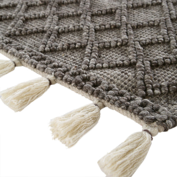 Avanti Handwoven Warm Gray Diamond Bobble Wool Rug