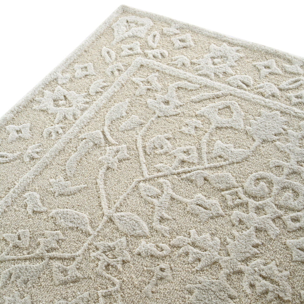 Liter Cream Rug Lourdes Hand Tufted and Textured Cream Wool Rug | daals.com