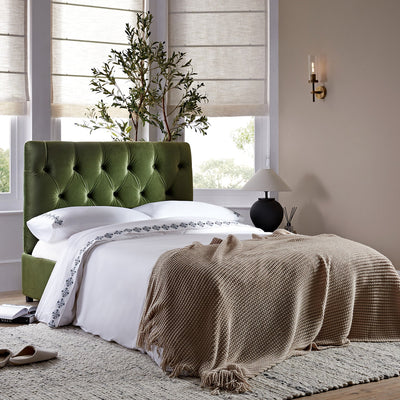 Portland Full size Buttoned Fold-Out Bed in Ottoman, Moss Green Velvet