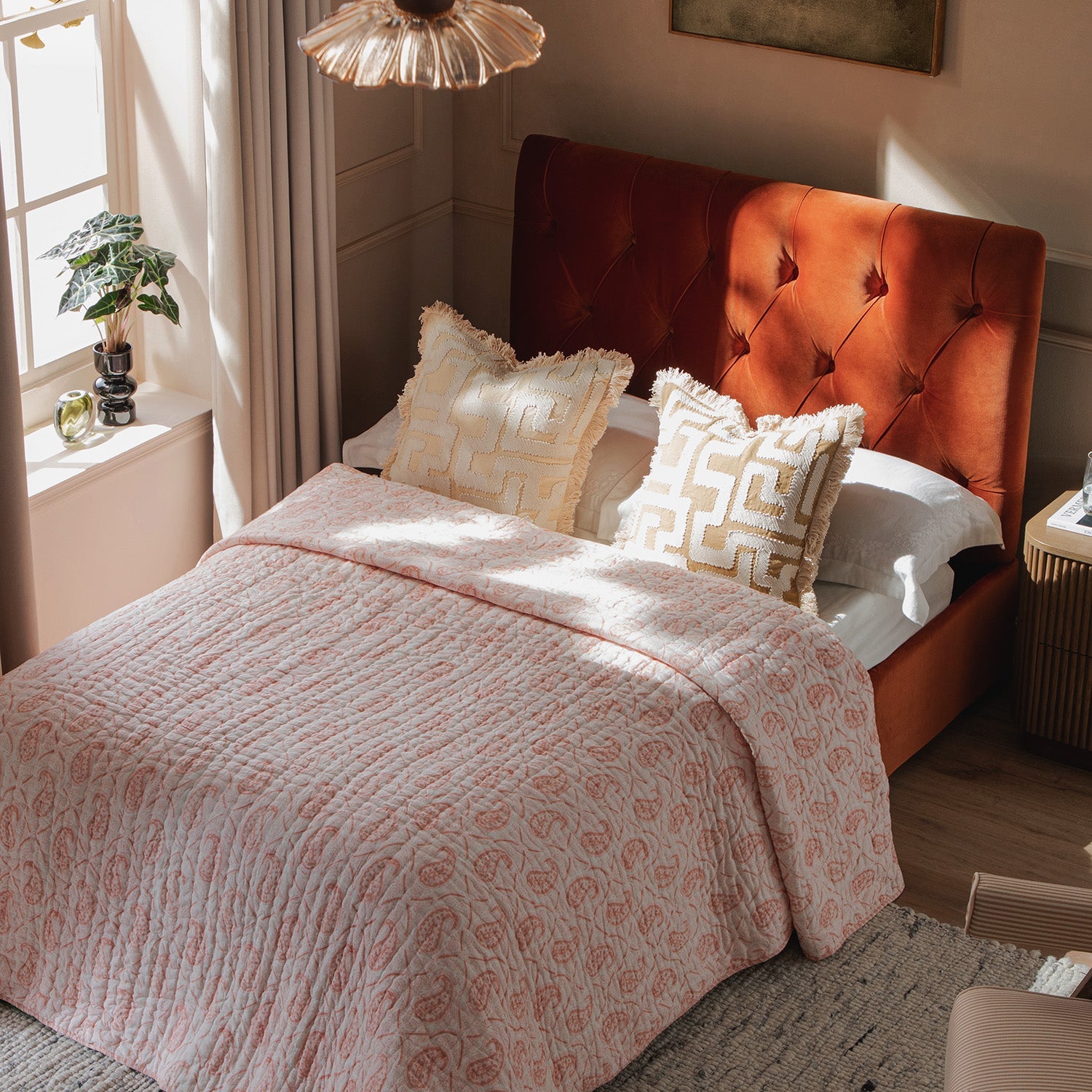 Portland Full size Buttoned Fold-Out Bed in Ottoman, Rust Velvet