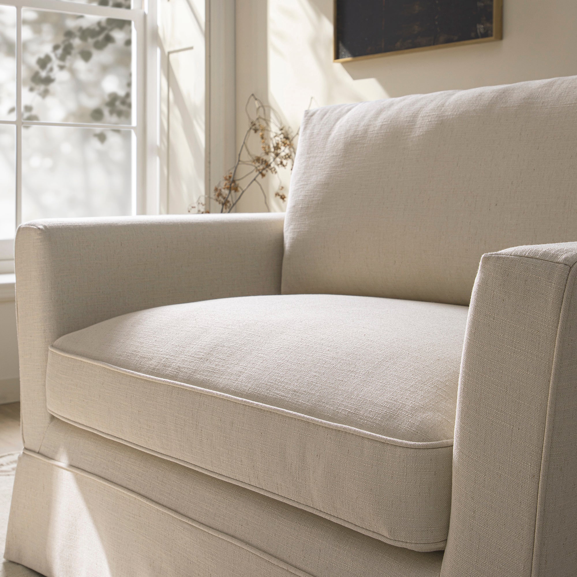 Fitz Skirted Loveseat, Oatmeal Linen Blend