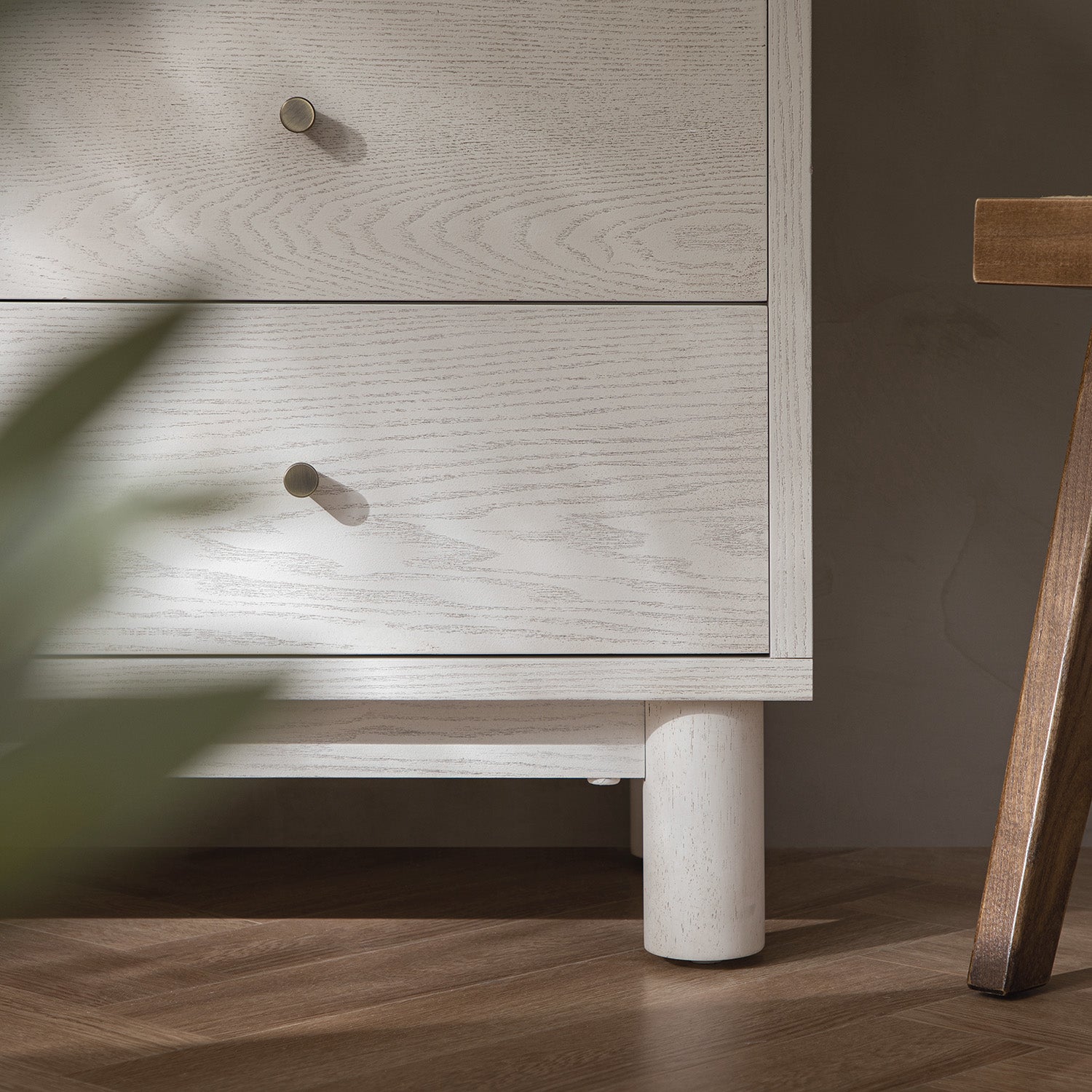 Maude 9 Drawer Dresser, Washed White Ash