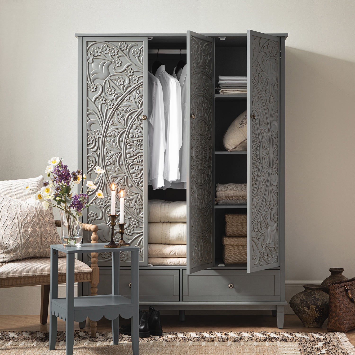 Chantilly Mid Gray Carved Triple Closet