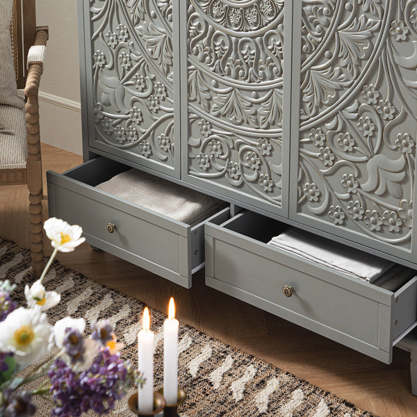 Chantilly Mid Gray Carved Triple Closet