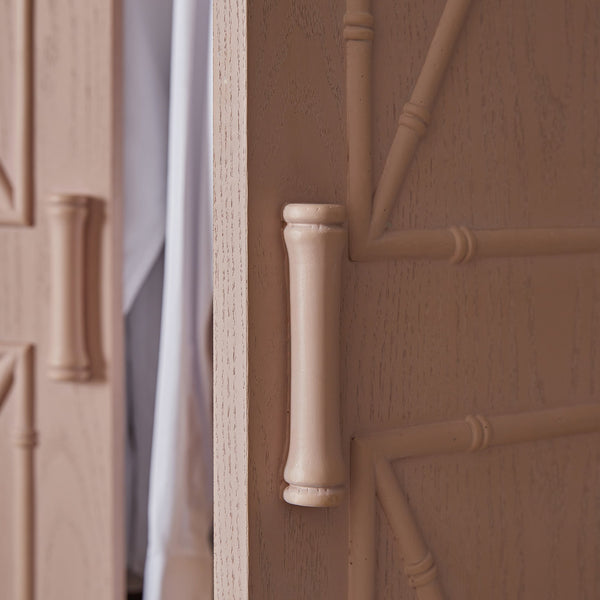 Elstowe Faux Bamboo Double Closet, Nude Pink