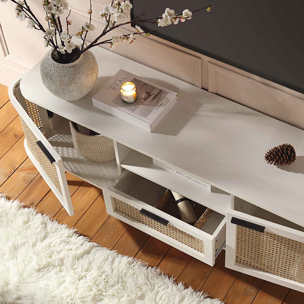 Izzy Curved Rattan 59